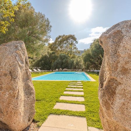 شقة Stazzo San Teodoro L'Olivastro Piscina Condivisa المظهر الخارجي الصورة